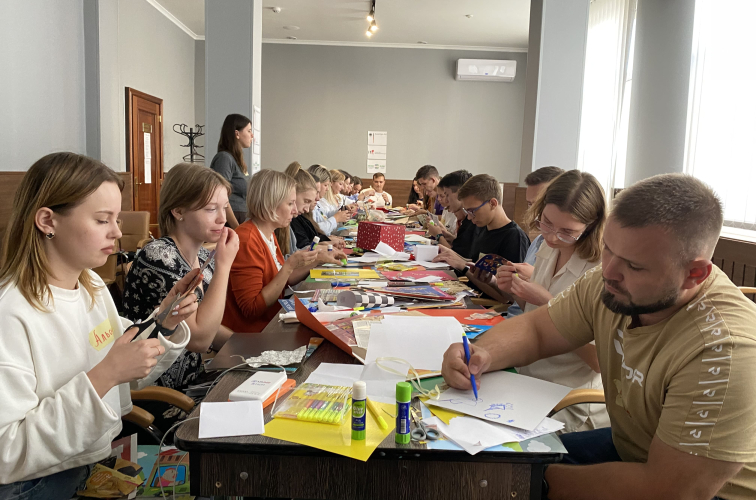 "Мистецтво буде говорити за нас довше, ніж ми живемо, й створювати мир в подальшому"