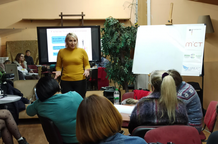 Women in politics: training for future female politicians was implemented in Odesa
