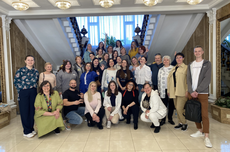 Великою кількістю стереотипів, помилкових переконань та упереджених тверджень оповита тема гендерно-обумовленого насильства